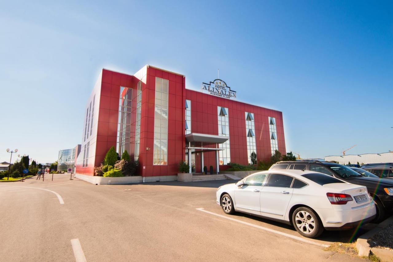 Hotel Alinalex - Paradisul Acvatic Брашов Экстерьер фото